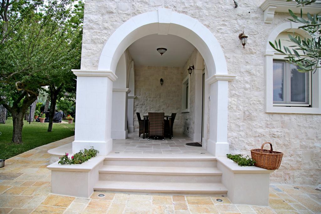 Villa Angelina Selva Di Fasano Bagian luar foto